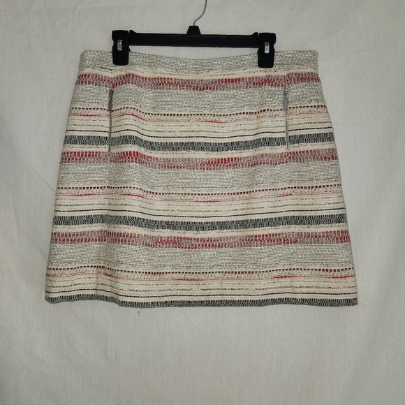 Tahari Arthur S Levine Striped Knit Skirt in Red and Gray Size 14P - Picture 1 of 10